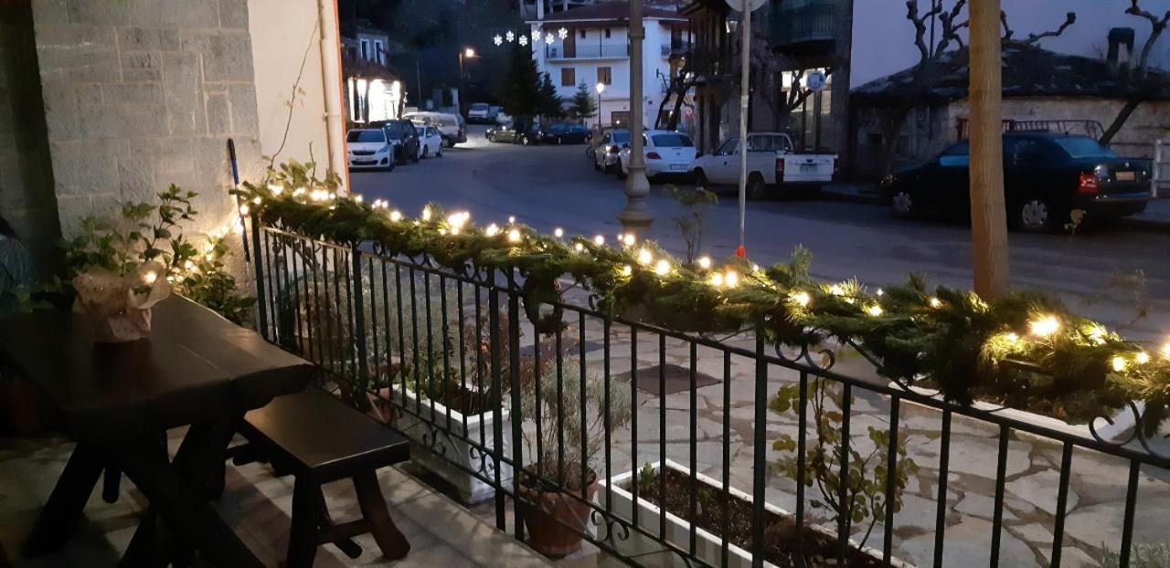 Hotel Iris Arachova Exterior foto